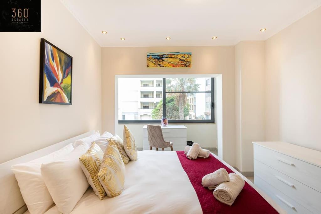 One Of A Kind, Seafront In St Georges Bay By 360 Estates Apartment